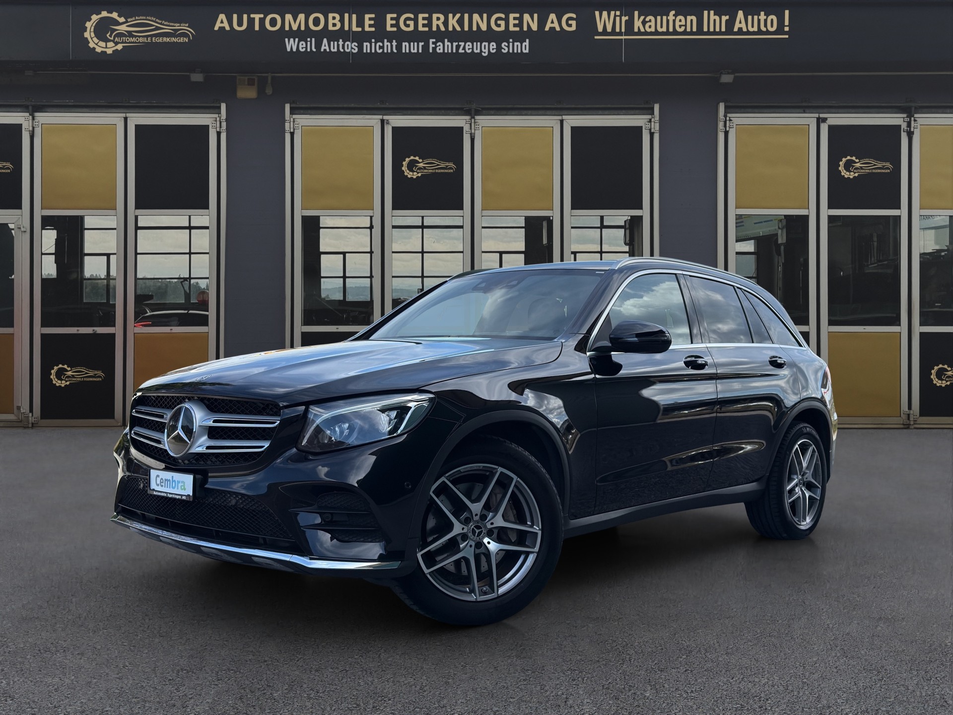 MERCEDES-BENZ GLC 250 AMG Line 4m-image-0