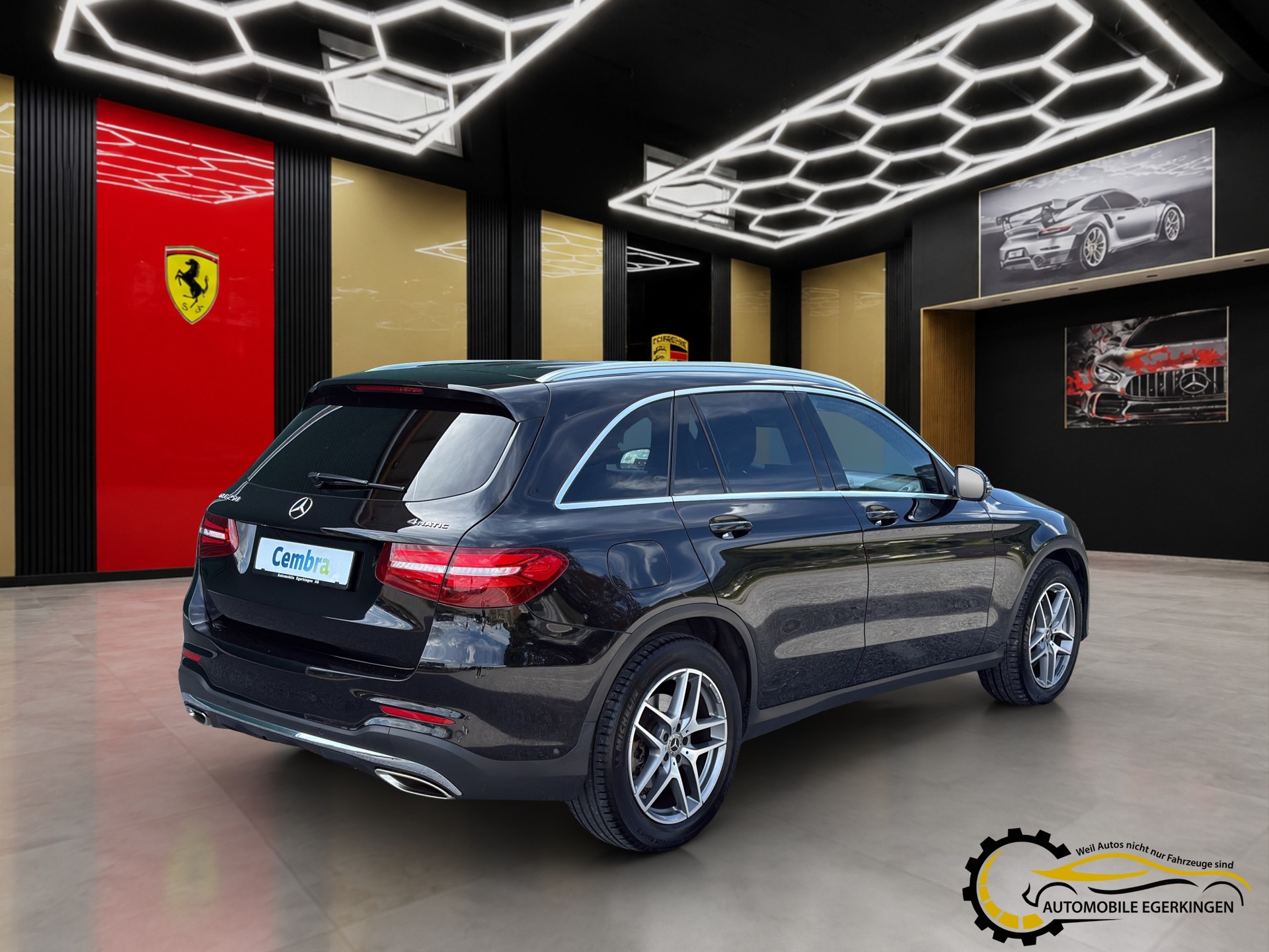 MERCEDES-BENZ GLC 250 AMG Line 4m-image-4