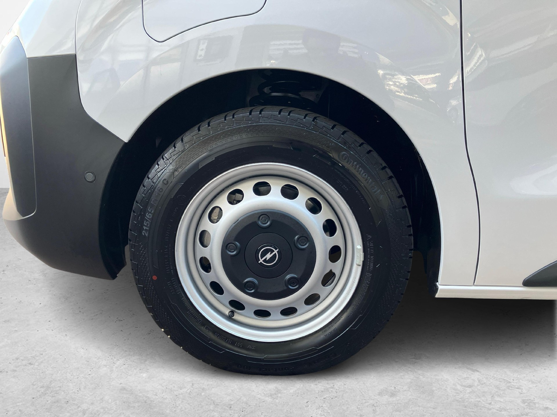 OPEL Vivaro-e Cargo 75kWh-image-13