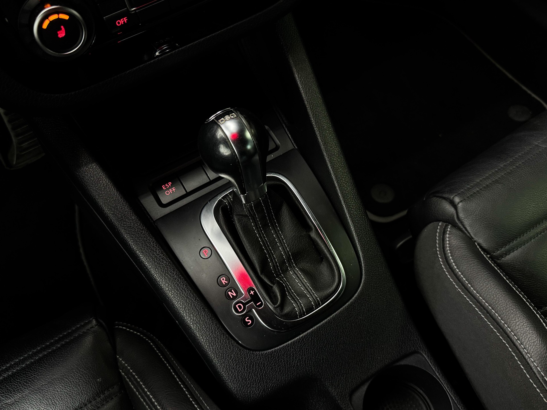 VW Scirocco 2.0 TSI R DSG-image-16