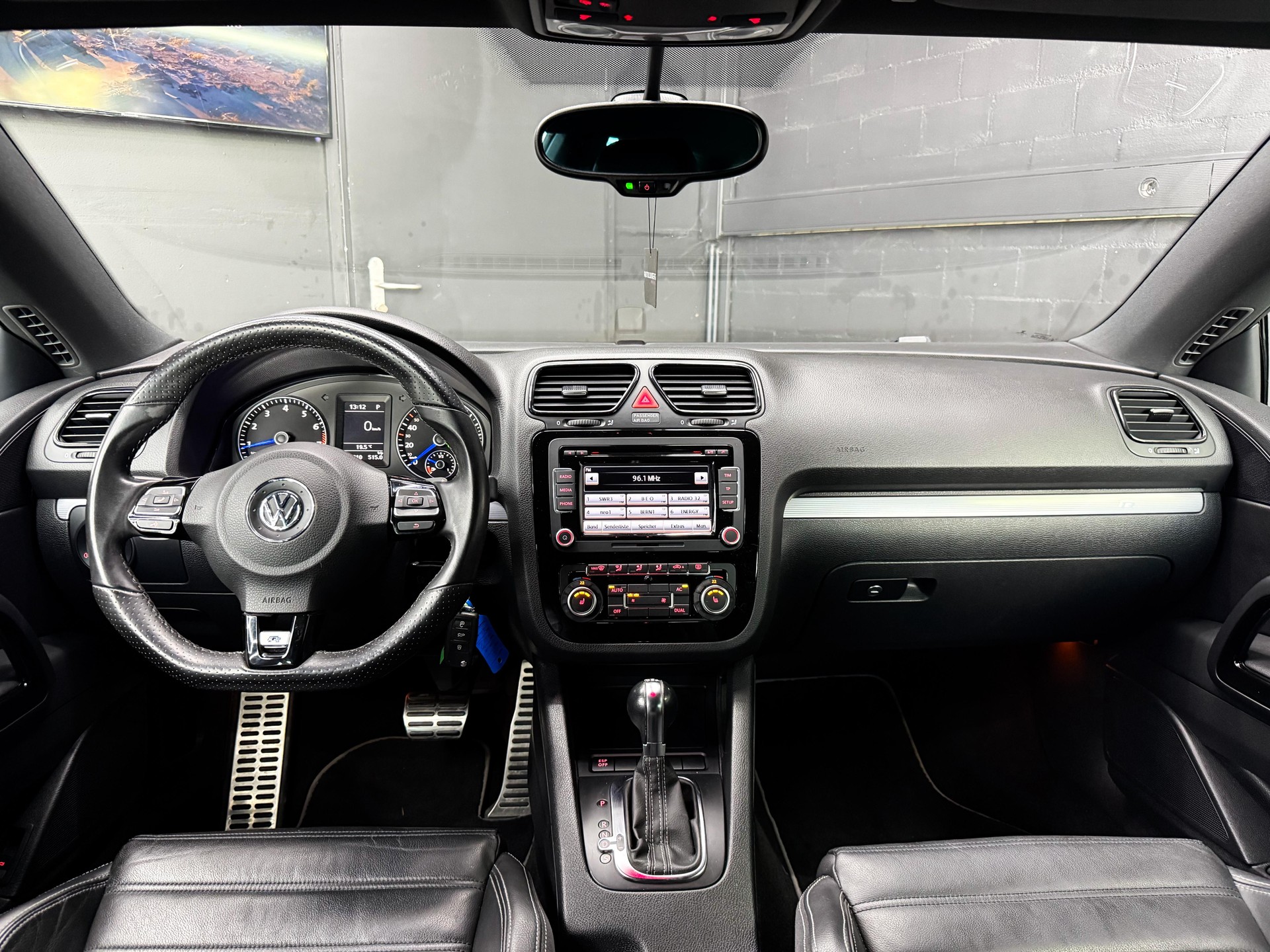 VW Scirocco 2.0 TSI R DSG-image-9