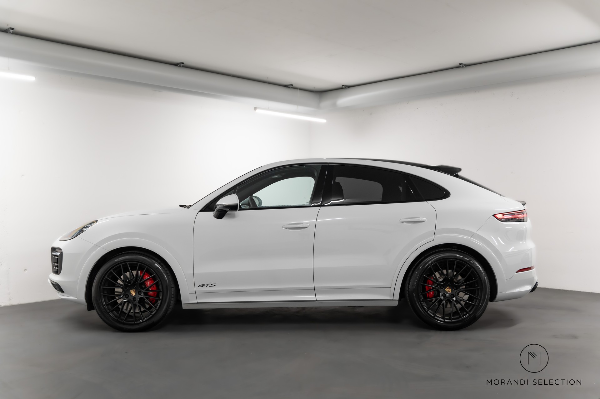 PORSCHE Cayenne Coupé 4.0 V8 GTS-image-0