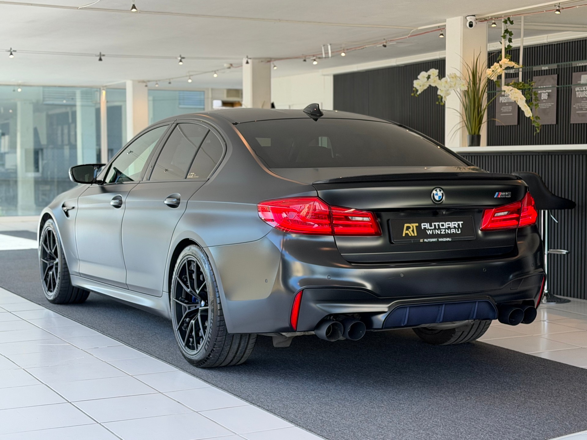 BMW M5 xDrive Drivelogic **Grail Auspuffanalge**-image-8