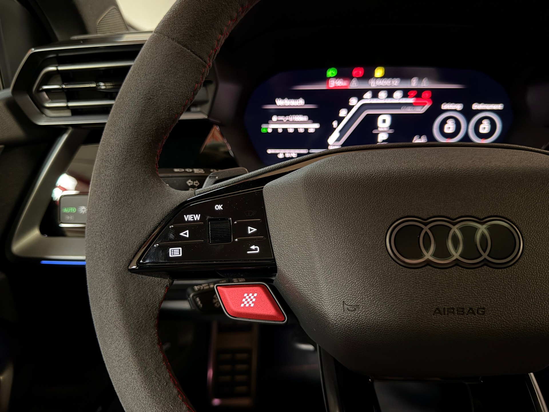AUDI RS3 Sportback 2.5 TSI quattro S-tronic-image-29