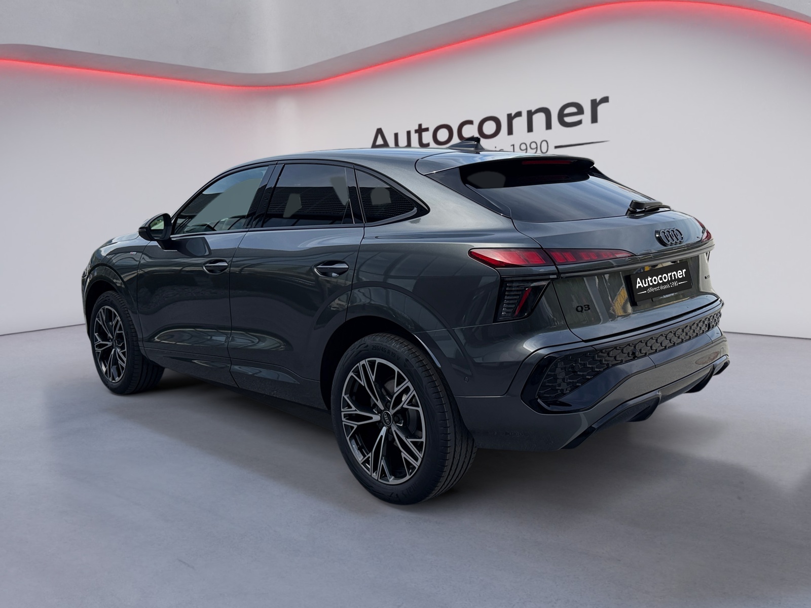 AUDI Q3 Sportback TFSI quattro 150 kW S tronic-image-2