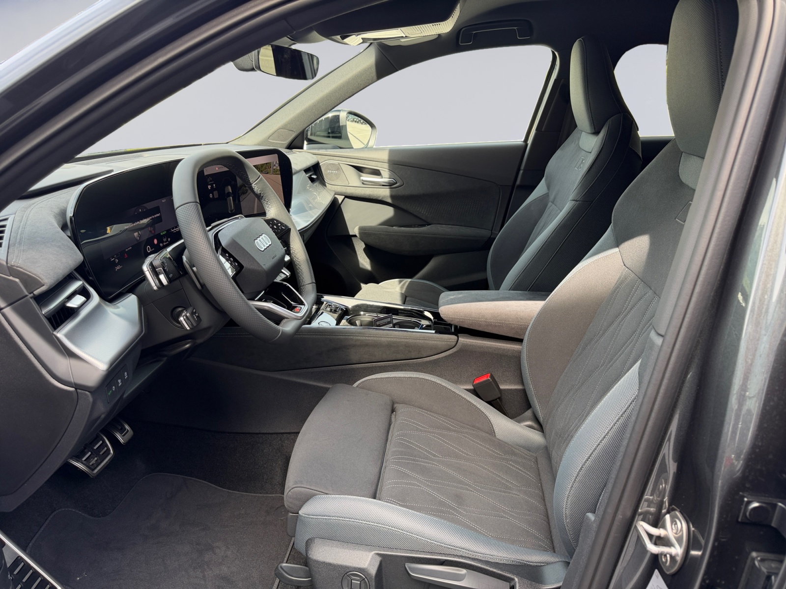 AUDI Q3 Sportback TFSI quattro 150 kW S tronic-image-8