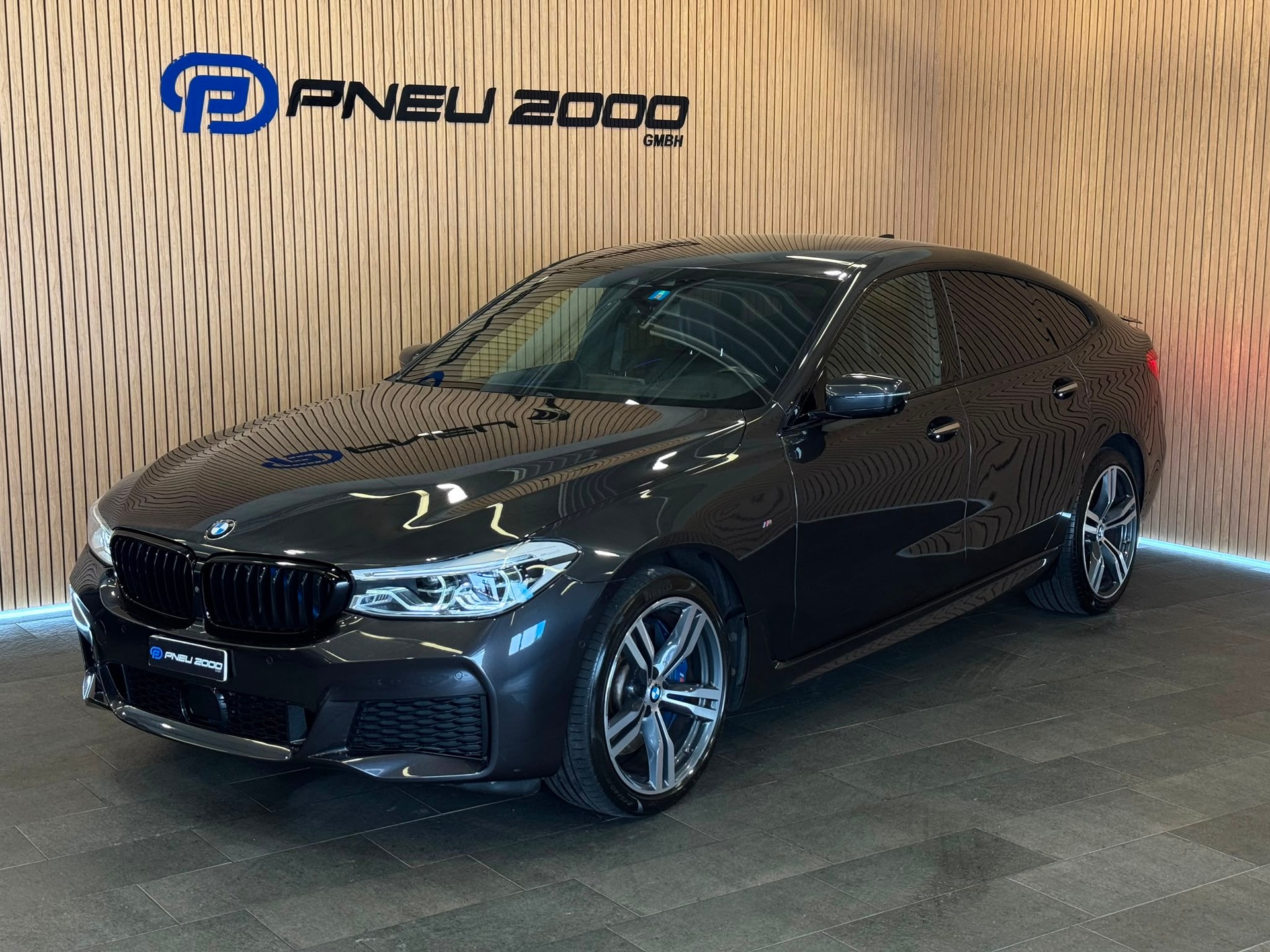 BMW 640i GT xDrive Steptronic-image-0