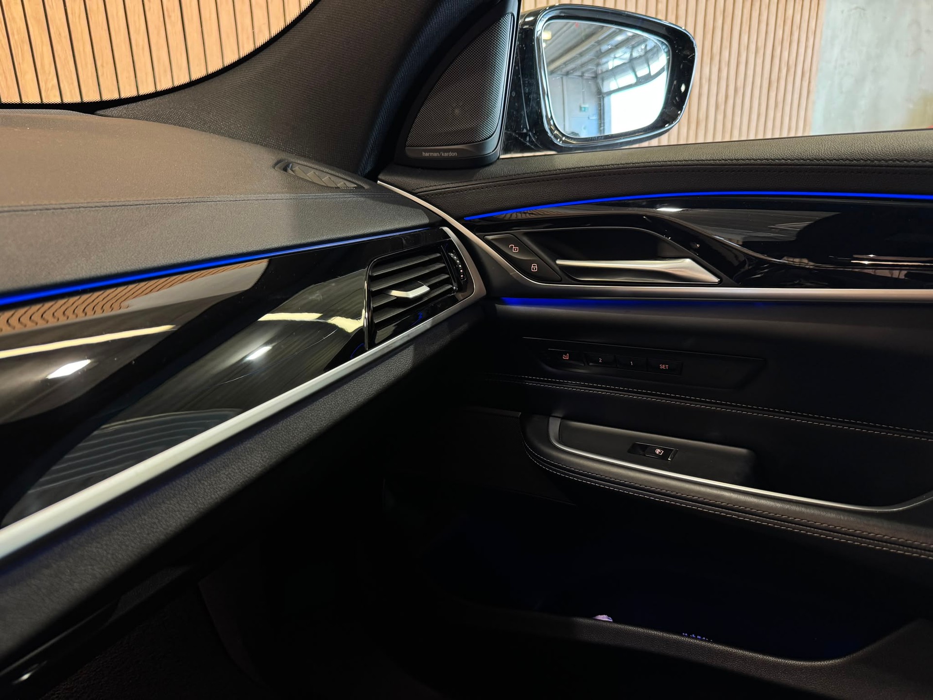 BMW 640i GT xDrive Steptronic-image-17