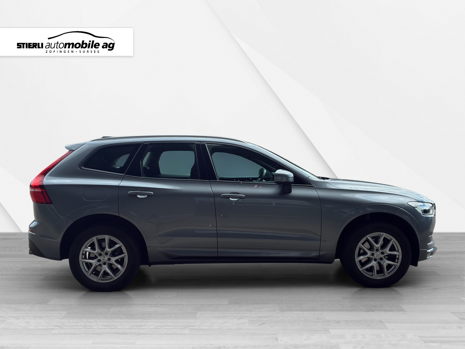 VOLVO XC60 2.0 D4 Momentum AWD-showroom-element-3