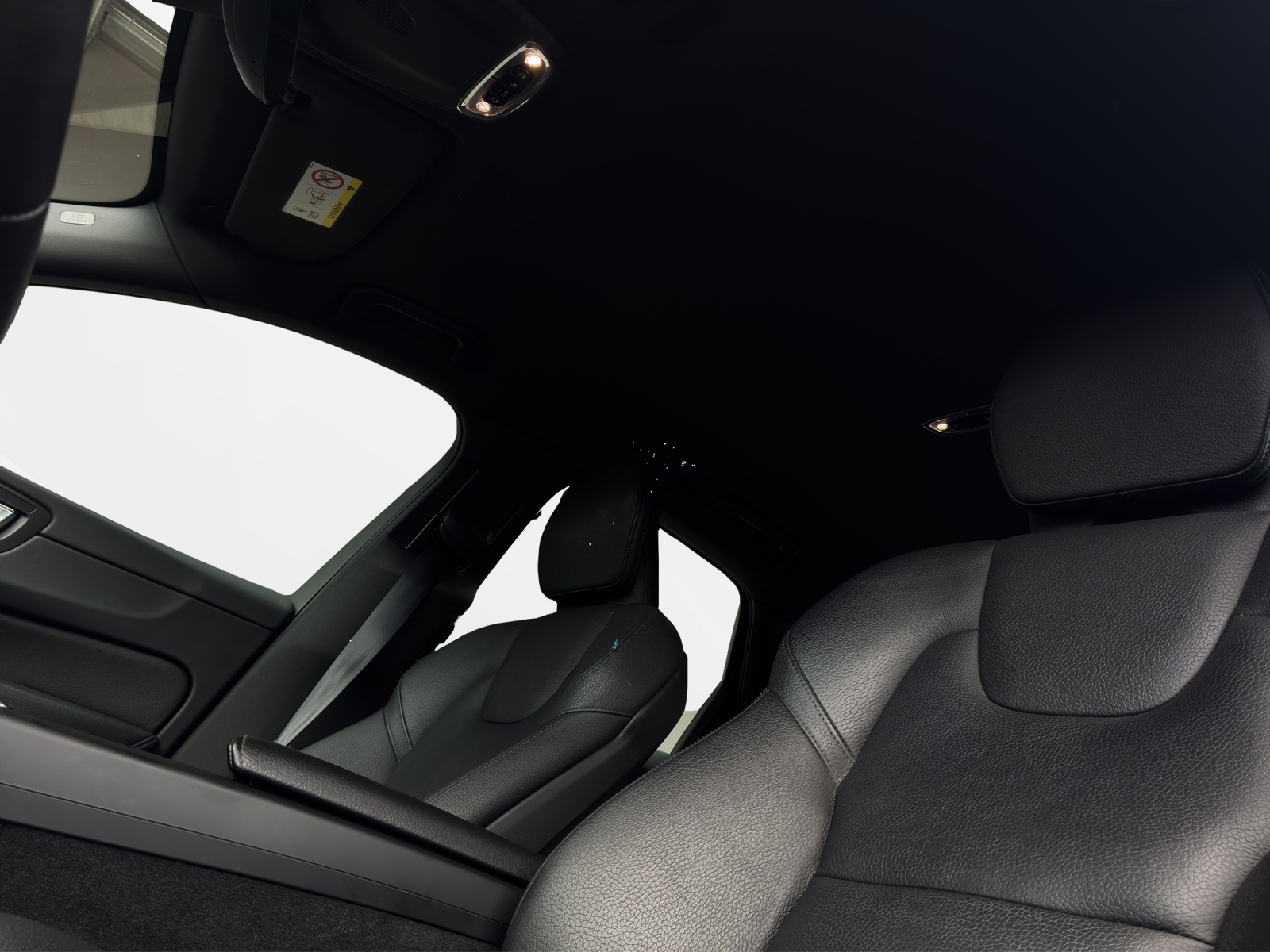 VOLVO XC60 2.0 D4 Momentum AWD-image-19