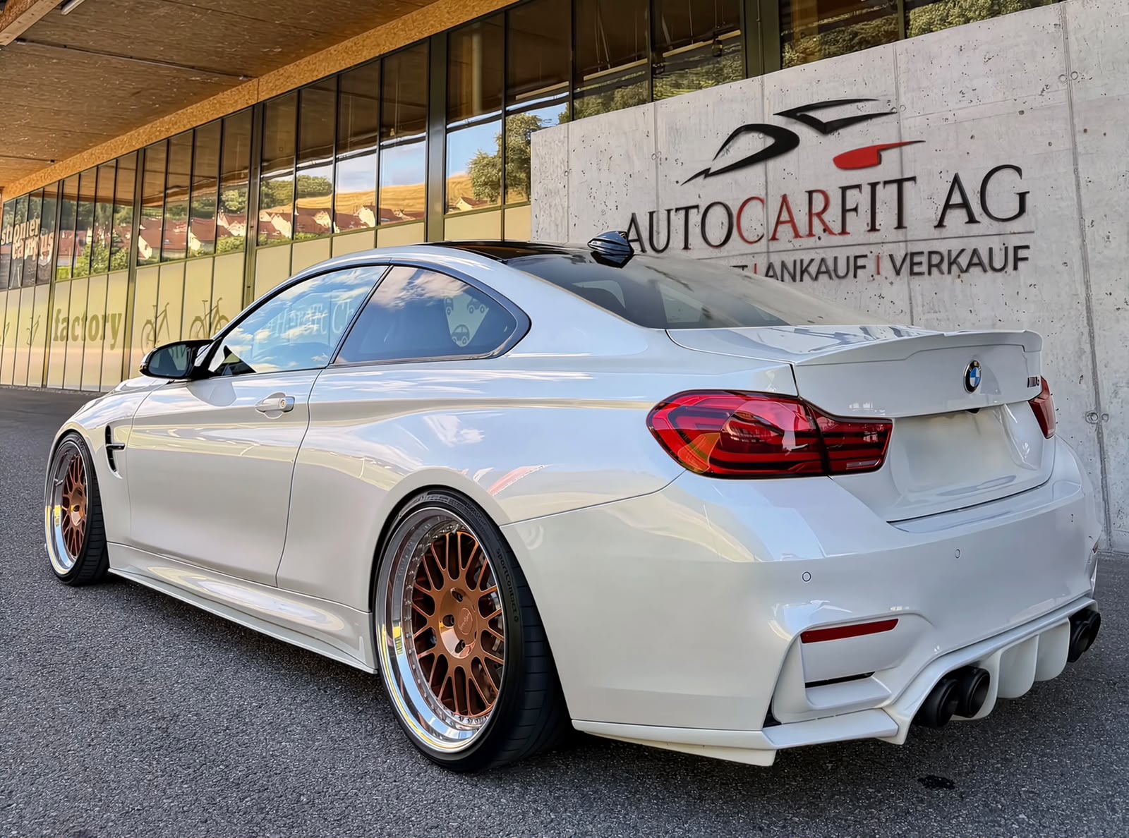 BMW M4 Coupé DKG-image-5