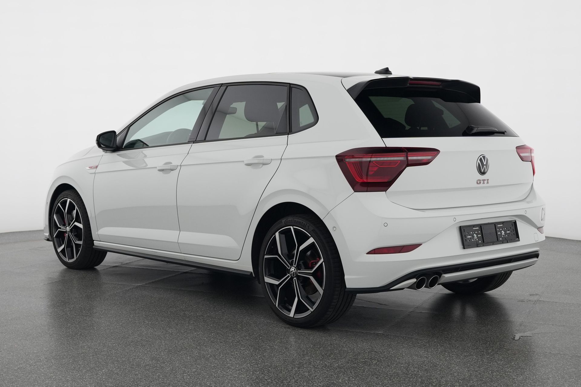 VW Polo 2.0 TSI GTI DSG-image-2