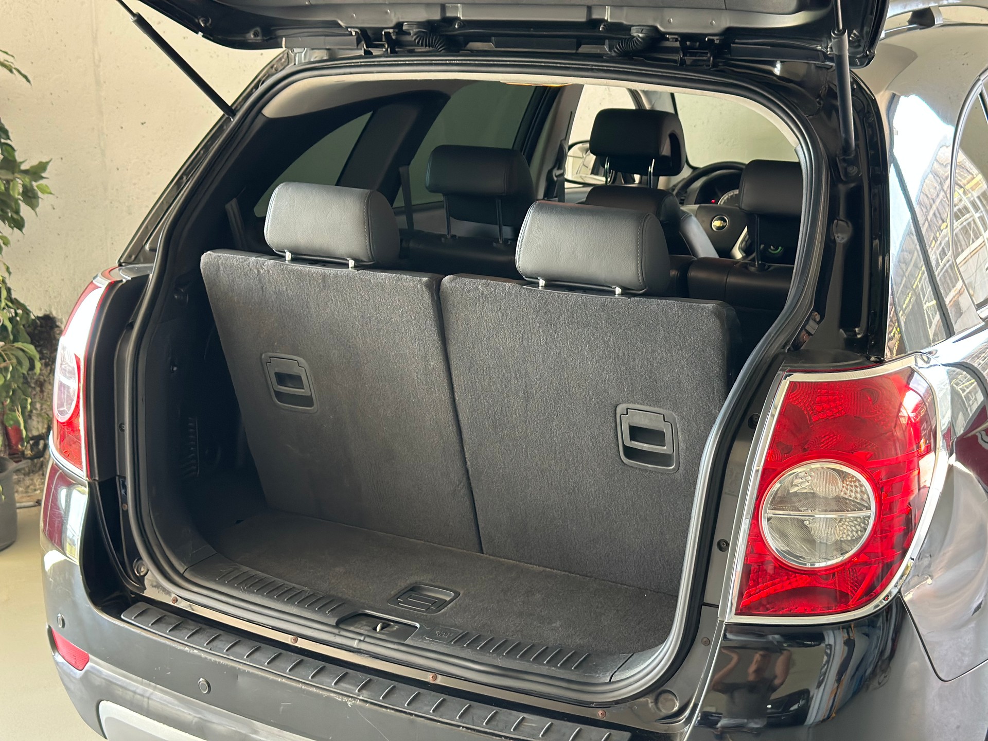 CHEVROLET Captiva 3.2 V6 LT Executive 4WD Automatic-image-9