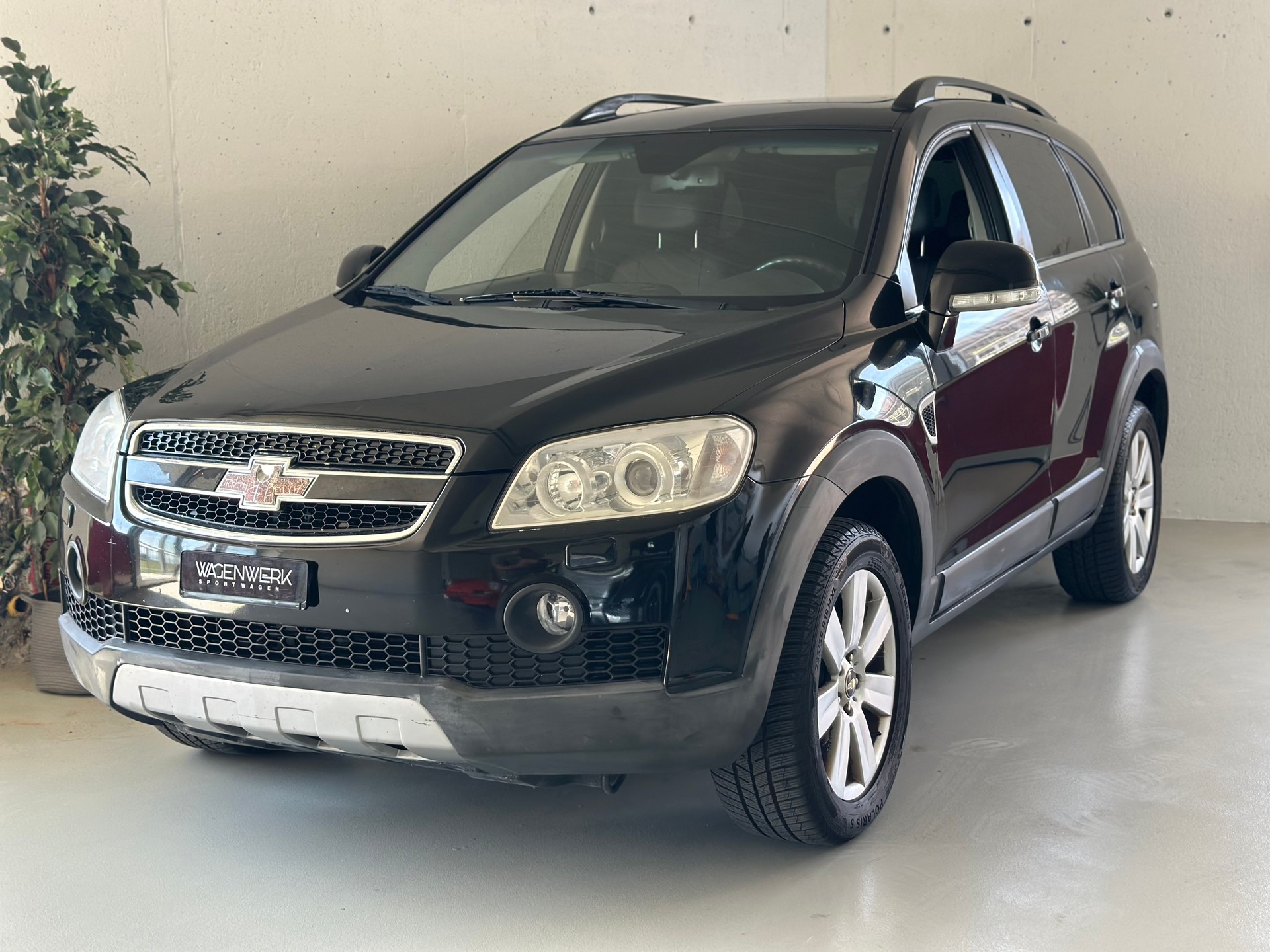 CHEVROLET Captiva 3.2 V6 LT Executive 4WD Automatic-image-1