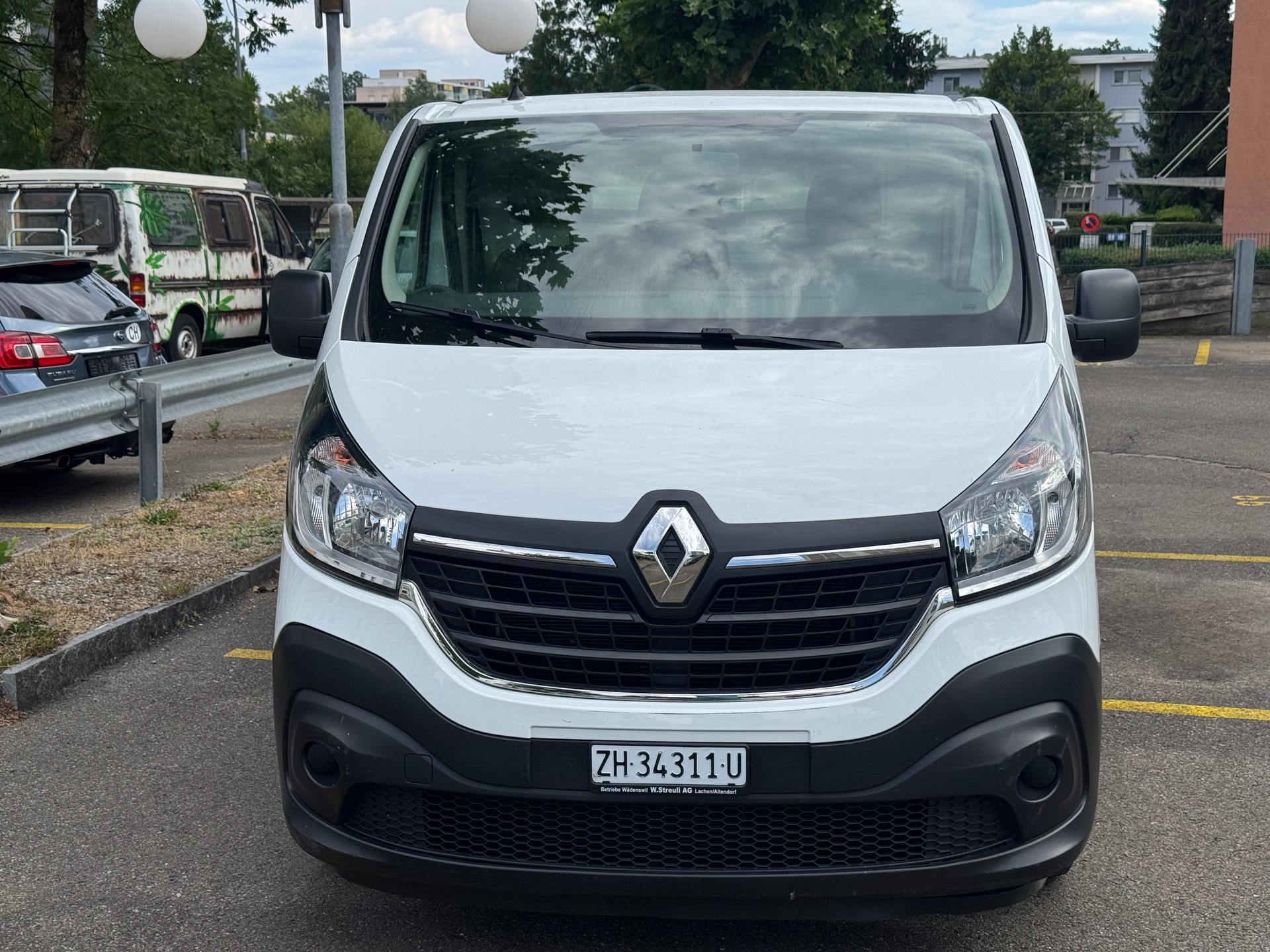 RENAULT Trafic 2.0 Energy dCi 120 3.0t Business L1H1-image-1