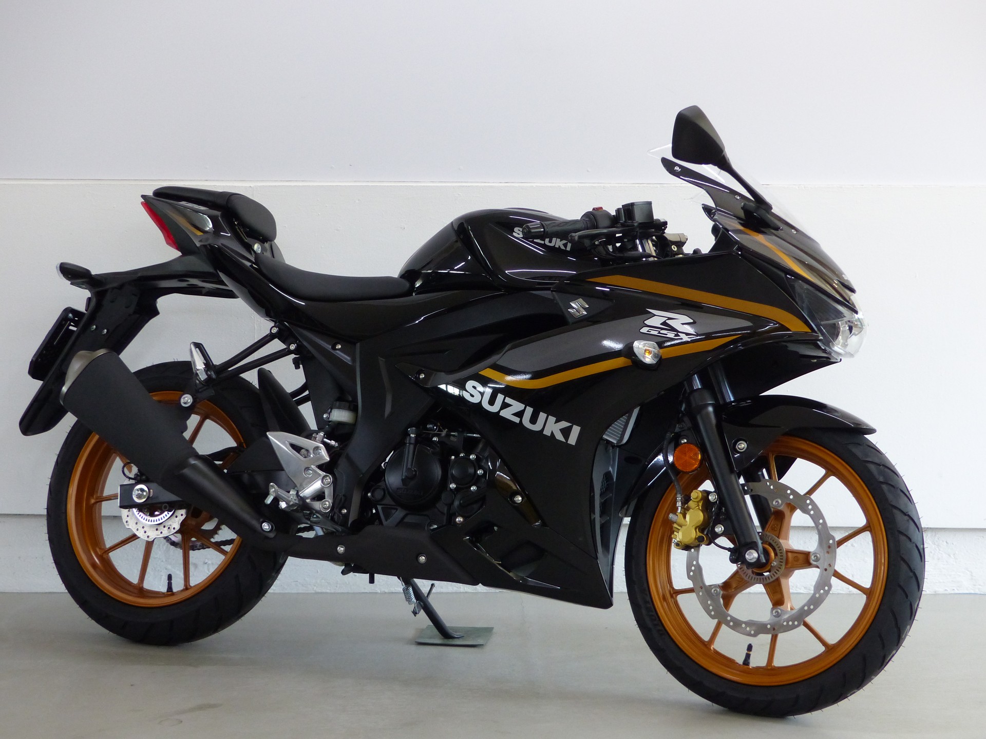 SUZUKI GSX-R 125 ABS-image-9