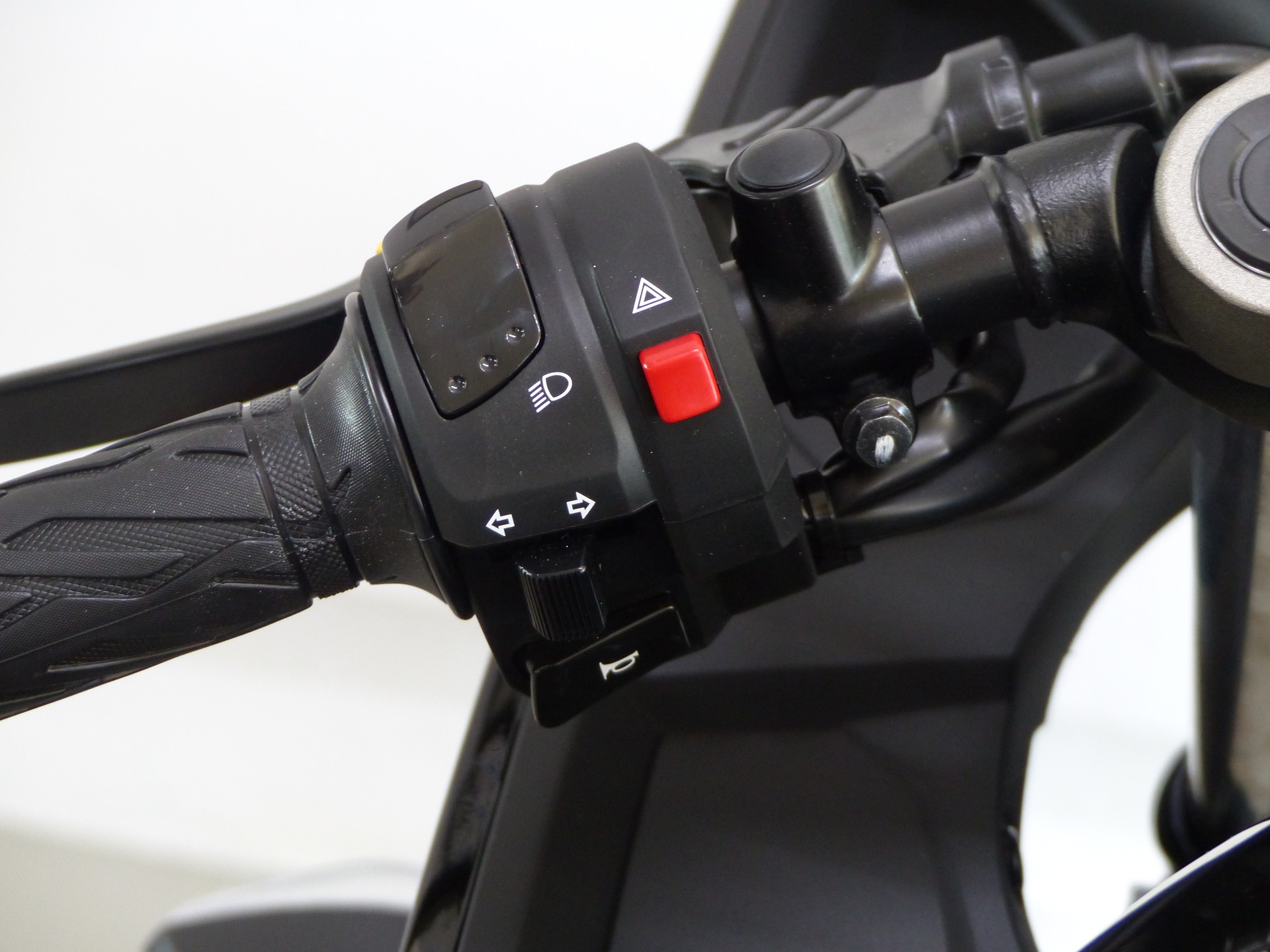 SUZUKI GSX-R 125 ABS-image-13
