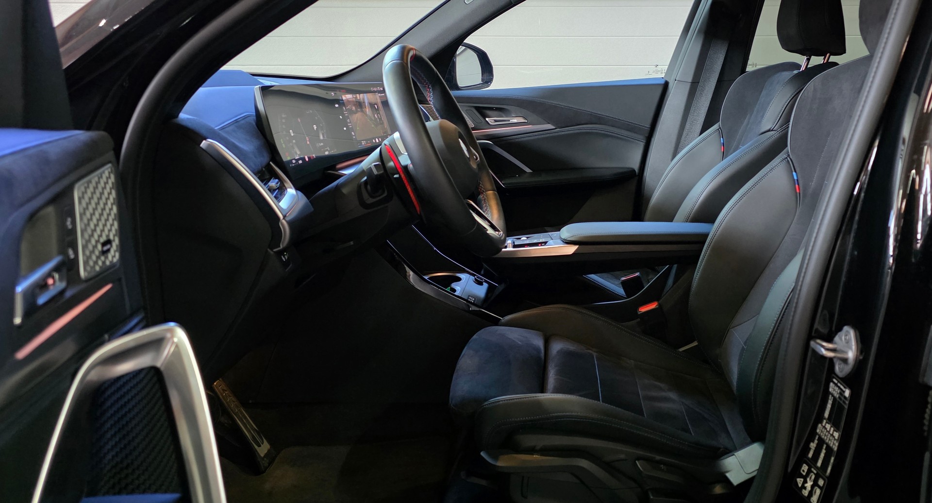 BMW X2 xDrive M35i *360°Kamera*ACC*Sitz-&Lenkradheizung*CarPlay&AndroidAuto*-image-8