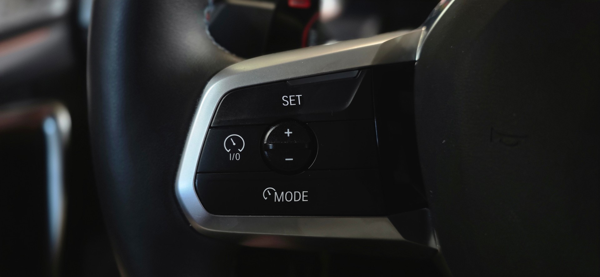BMW X2 xDrive M35i *360°Kamera*ACC*Sitz-&Lenkradheizung*CarPlay&AndroidAuto*-image-14