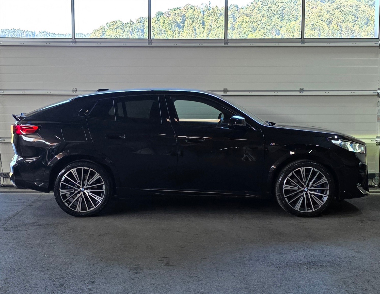 BMW X2 xDrive M35i *360°Kamera*ACC*Sitz-&Lenkradheizung*CarPlay&AndroidAuto*-image-5