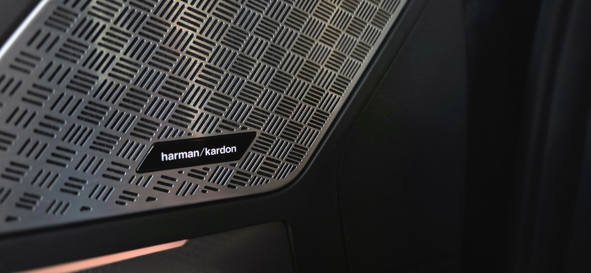 BMW X2 xDrive M35i *360°Kamera*ACC*Sitz-&Lenkradheizung*CarPlay&AndroidAuto*-image-24