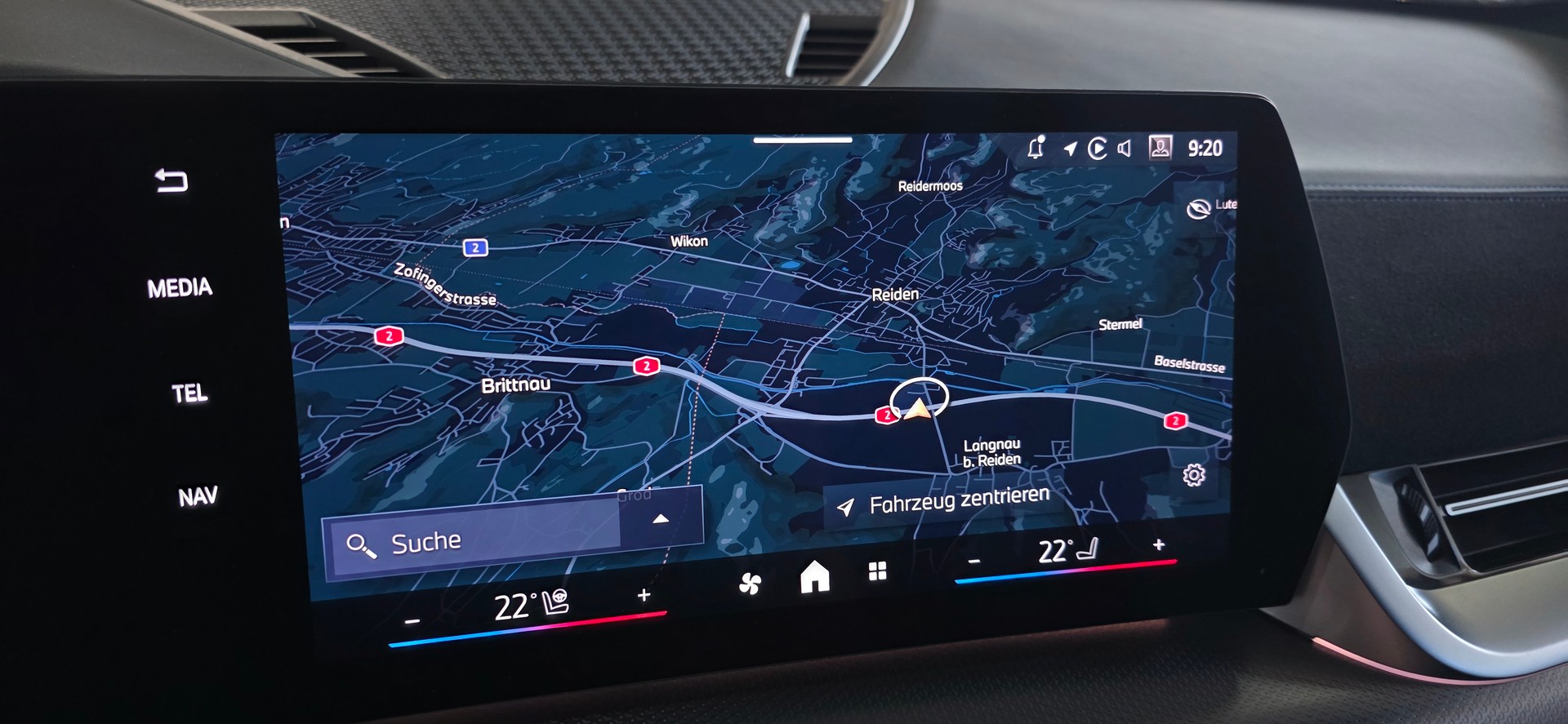 BMW X2 xDrive M35i *360°Kamera*ACC*Sitz-&Lenkradheizung*CarPlay&AndroidAuto*-image-16