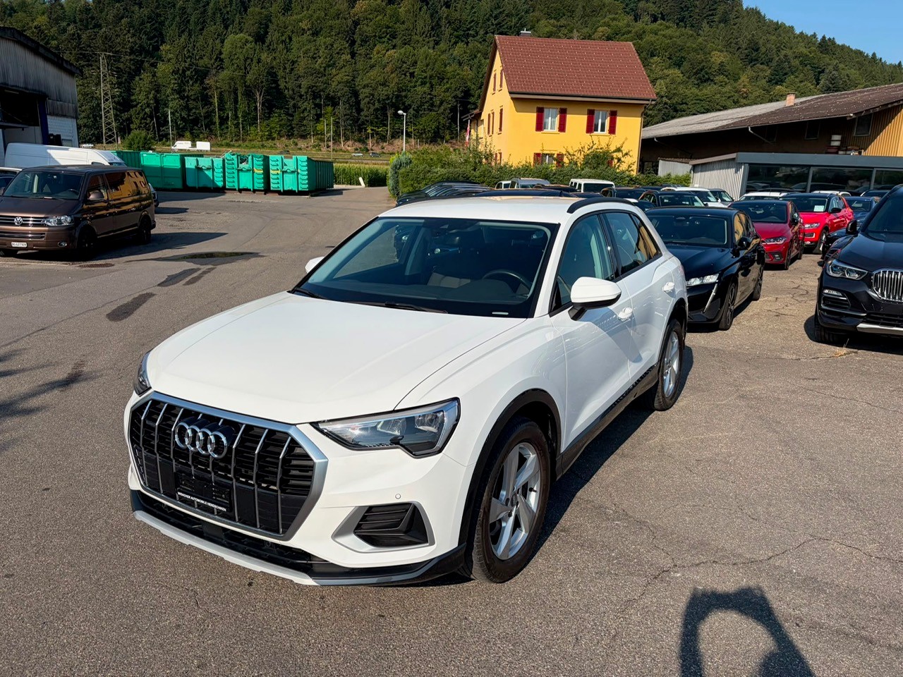 AUDI Q3 40 TFSI advanced quattro S-tronic-image-10