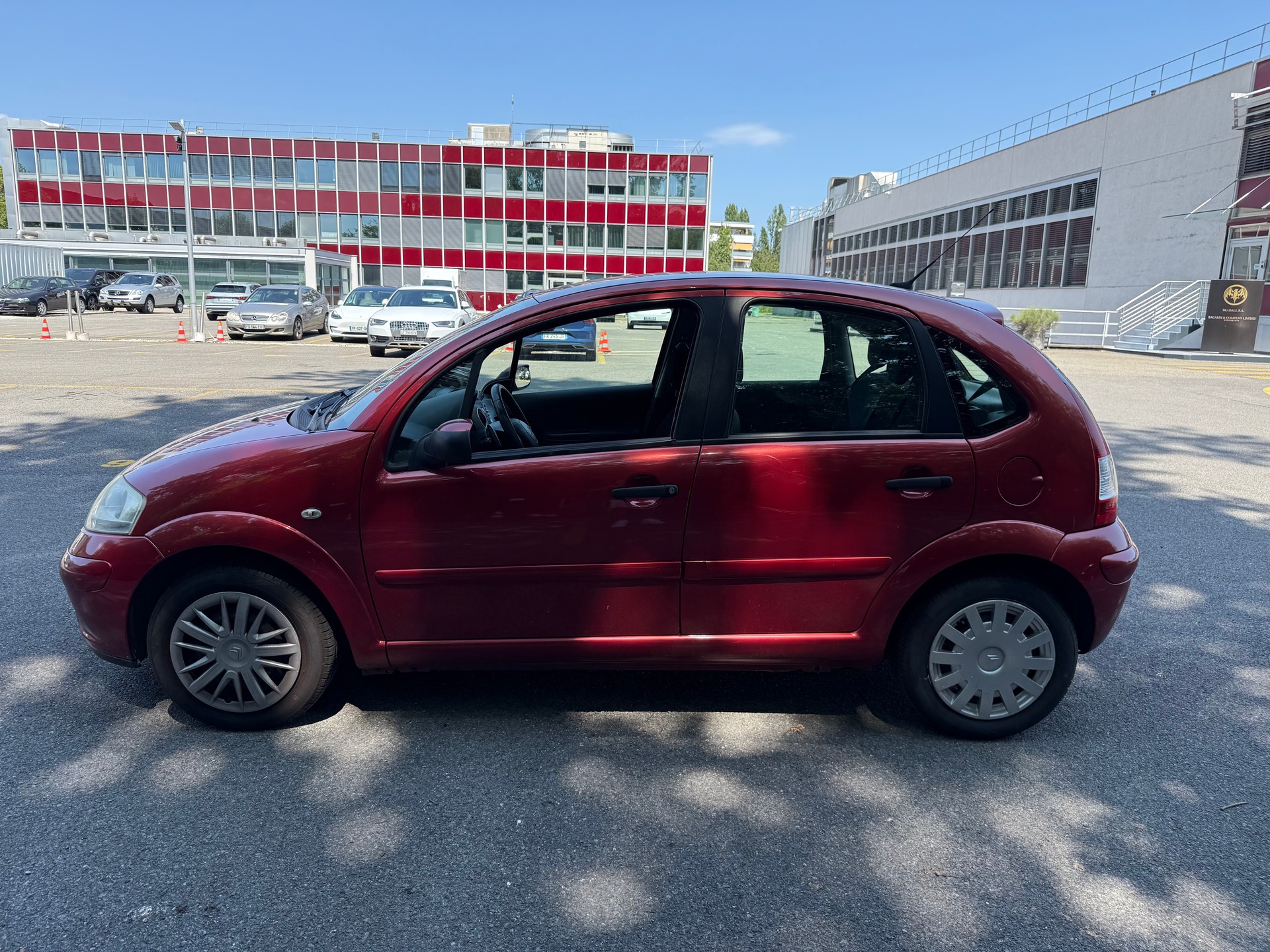 CITROEN C3 1.4i 16V Stop&Start Sensodrive-image-1