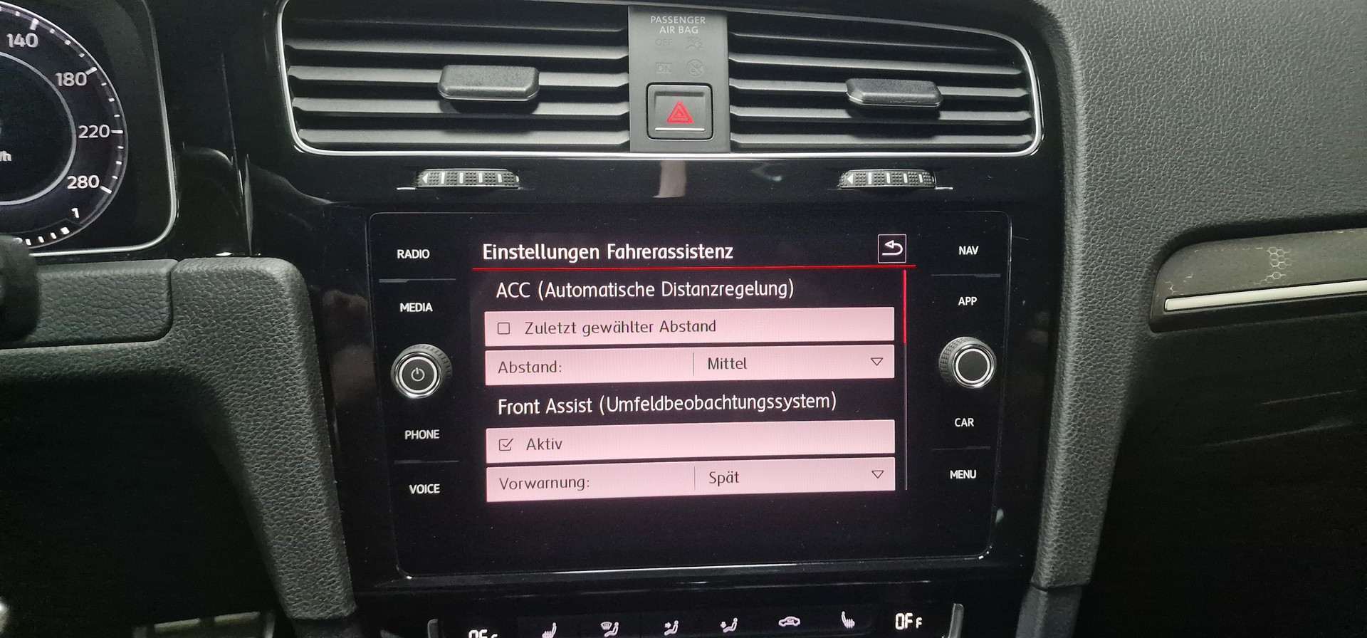 VW Golf 2.0 TSI GTI Performance DSG-image-18