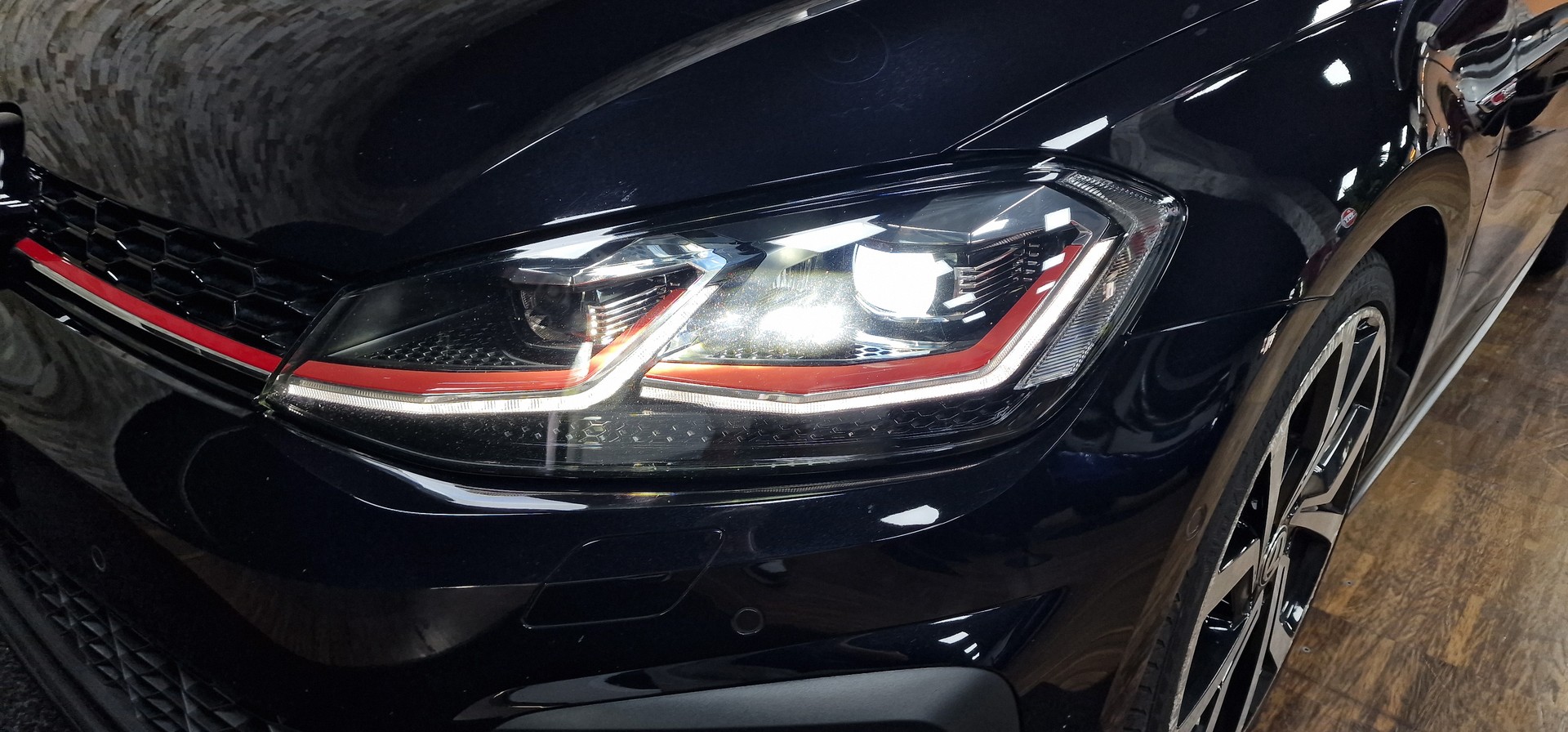 VW Golf 2.0 TSI GTI Performance DSG-image-6