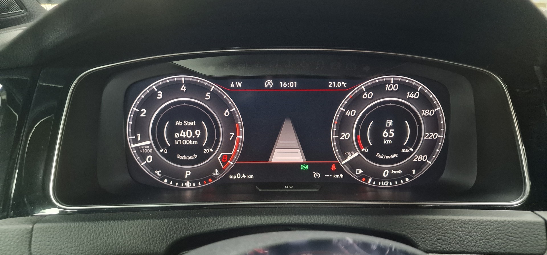 VW Golf 2.0 TSI GTI Performance DSG-image-12
