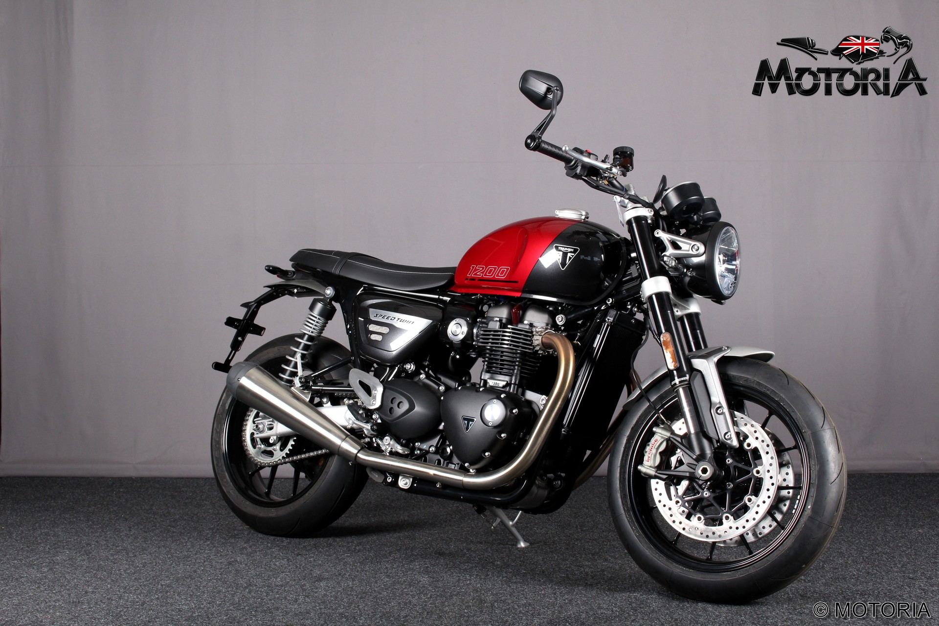 TRIUMPH Speed Twin 1200