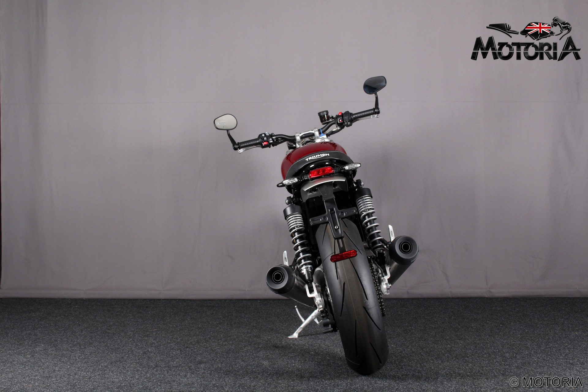 TRIUMPH Speed Twin 1200-showroom-element-3