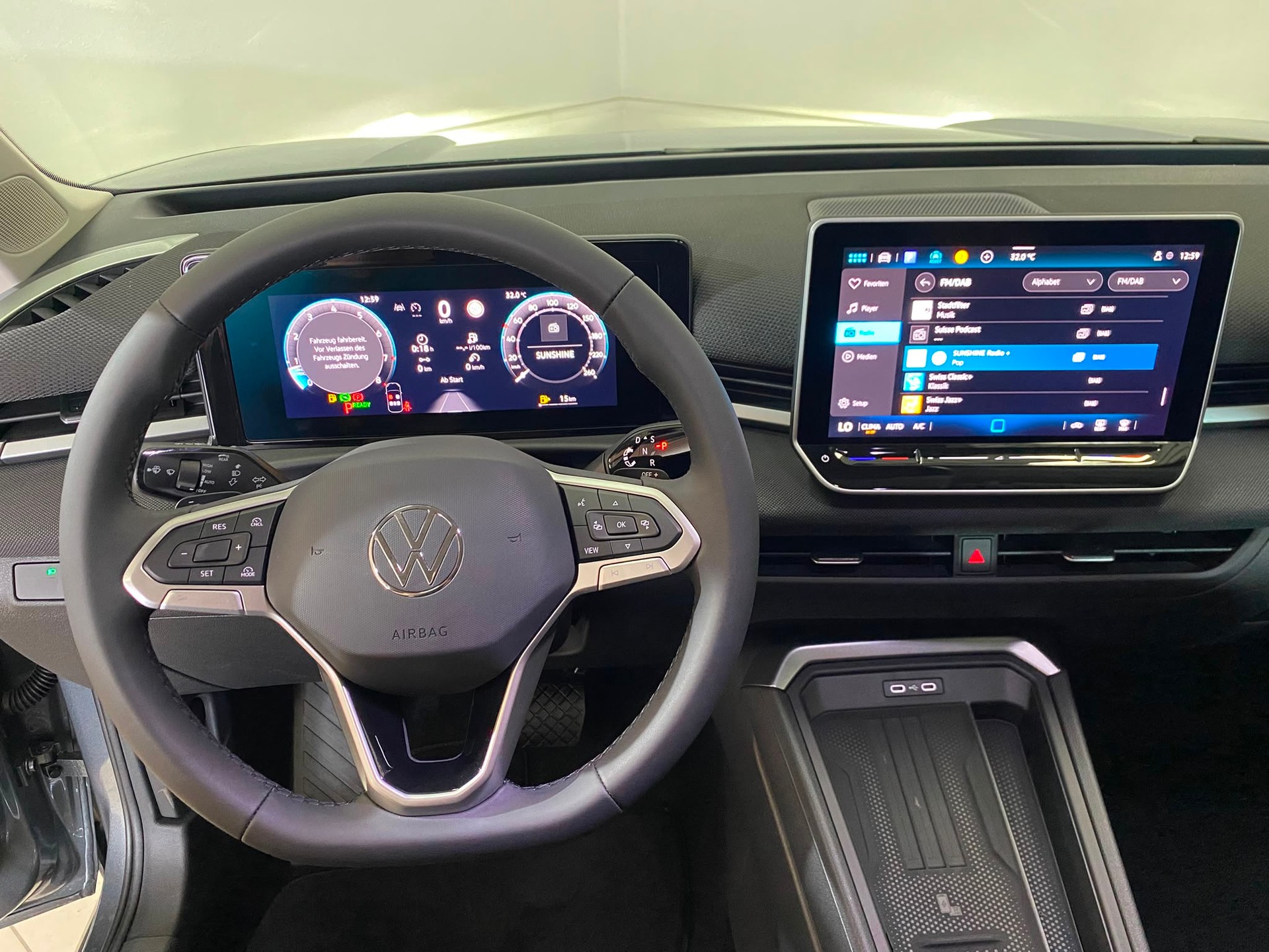 VW T-Roc 1.5 eTSI mHEV Trend DSG-image-9