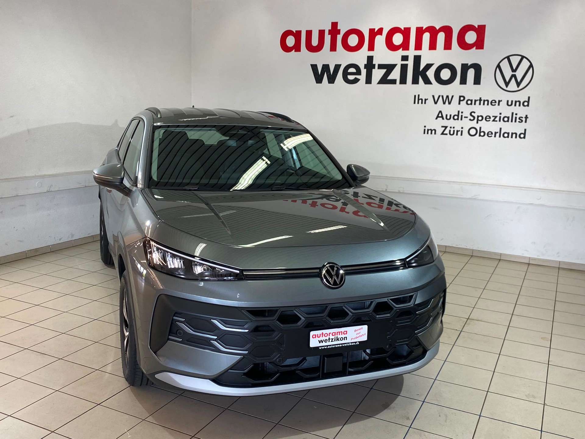 VW T-Roc 1.5 eTSI mHEV Trend DSG-image-1