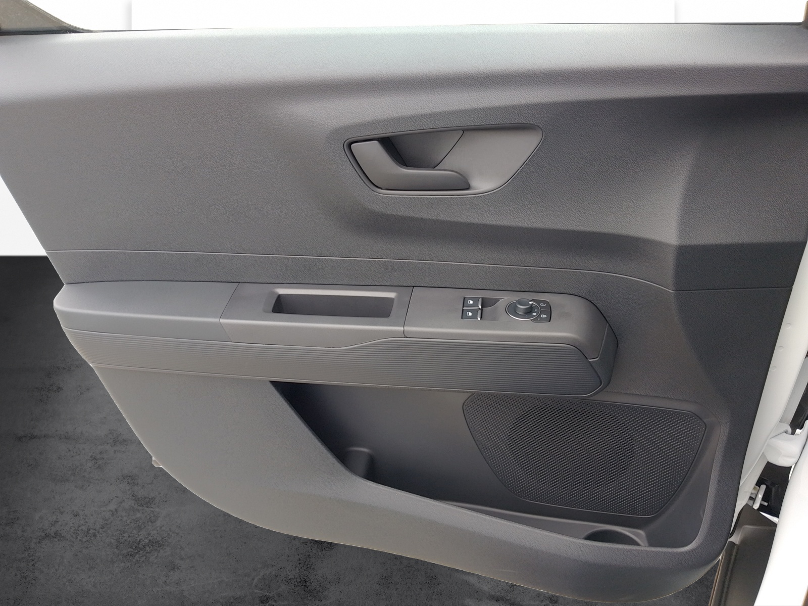 FORD Transit Courier Van 1.0 EcoBoost Trend-image-11
