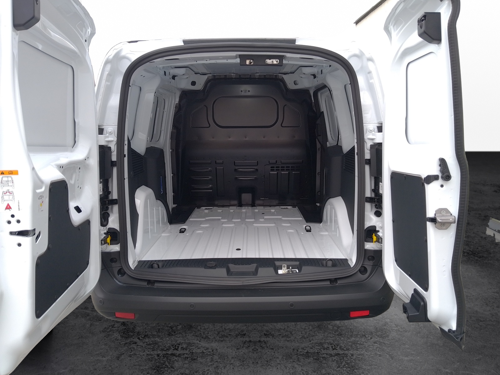 FORD Transit Courier Van 1.0 EcoBoost Trend-image-13