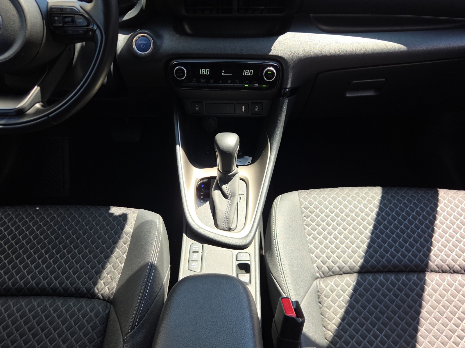 MAZDA 2 Hybrid Select-image-13
