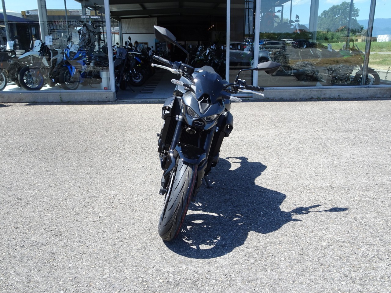 KAWASAKI Z 900-showroom-element-2