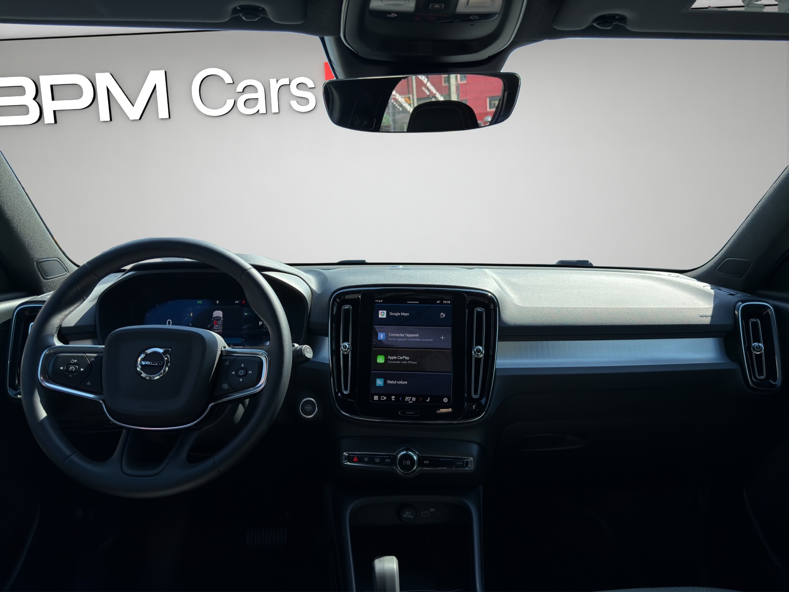 VOLVO XC40 2.0 B3 MH Plus Dark-image-9