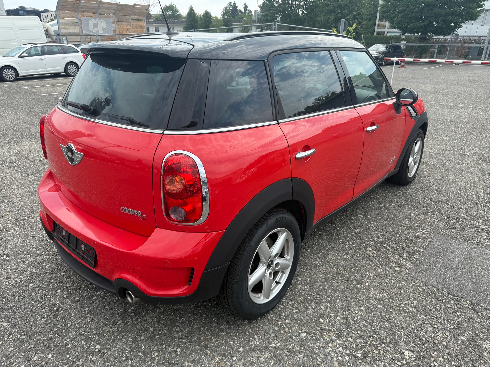 MINI Countryman Cooper S ALL4 Steptronic-image-3