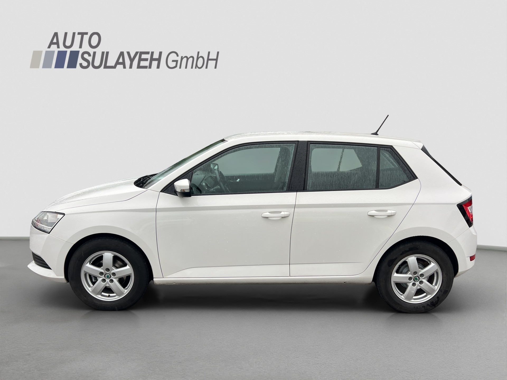 SKODA Fabia 1.0 MPI Ambition-image-4