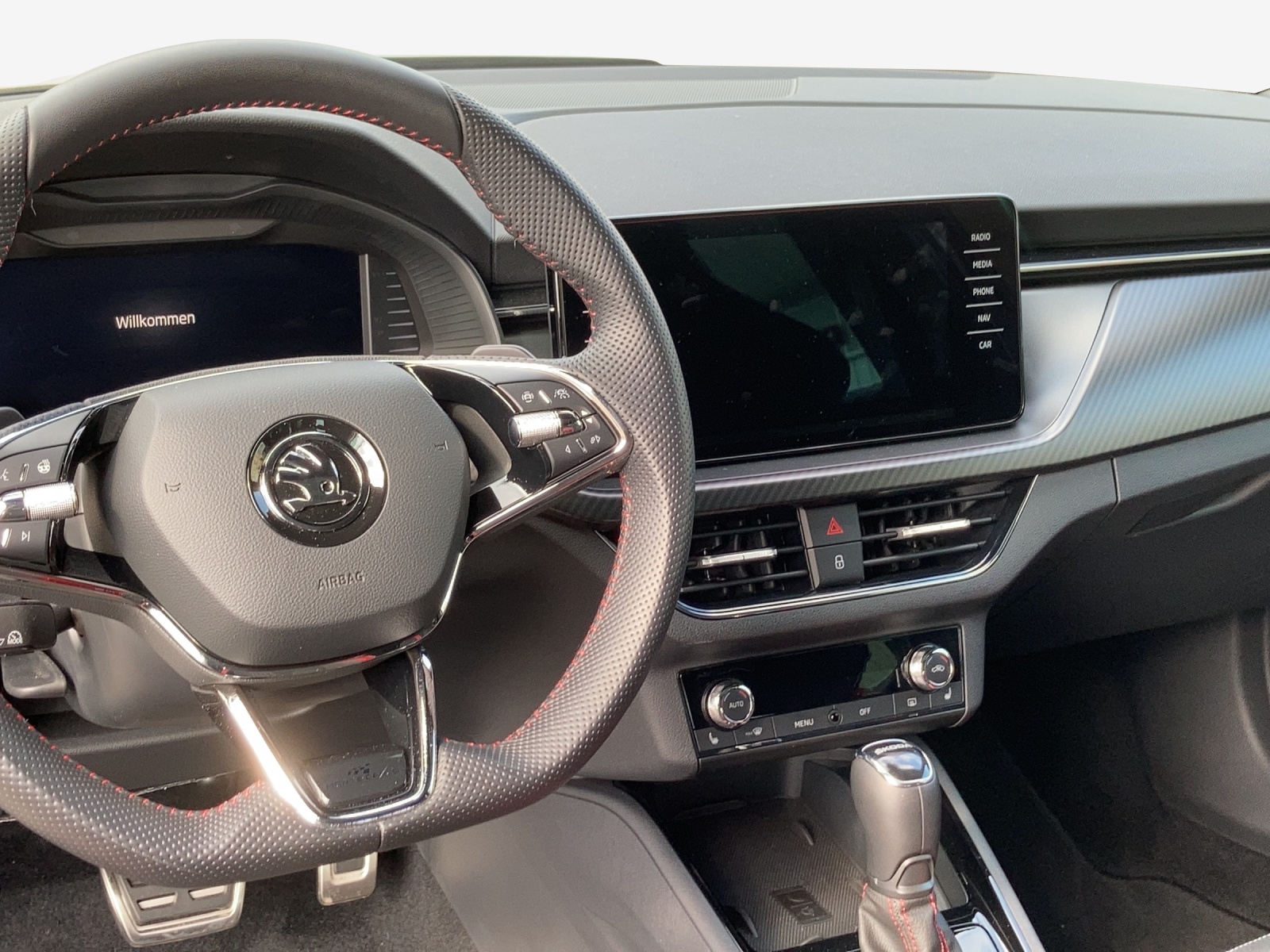 SKODA Kamiq 1.5 TSI ACT Monte Carlo DSG-image-8