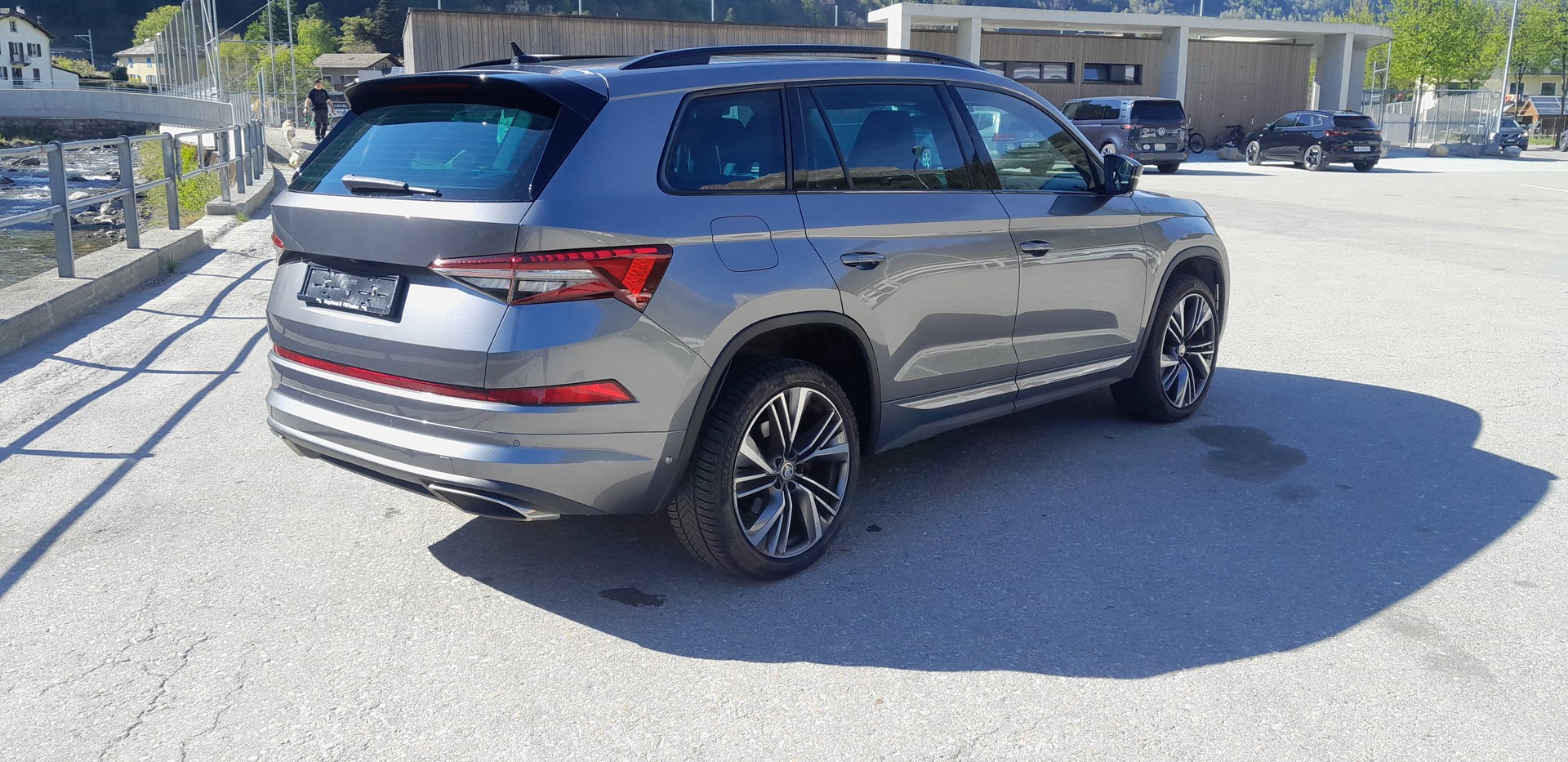 SKODA Kodiaq 2.0 TSI 4x4 RS-image-4