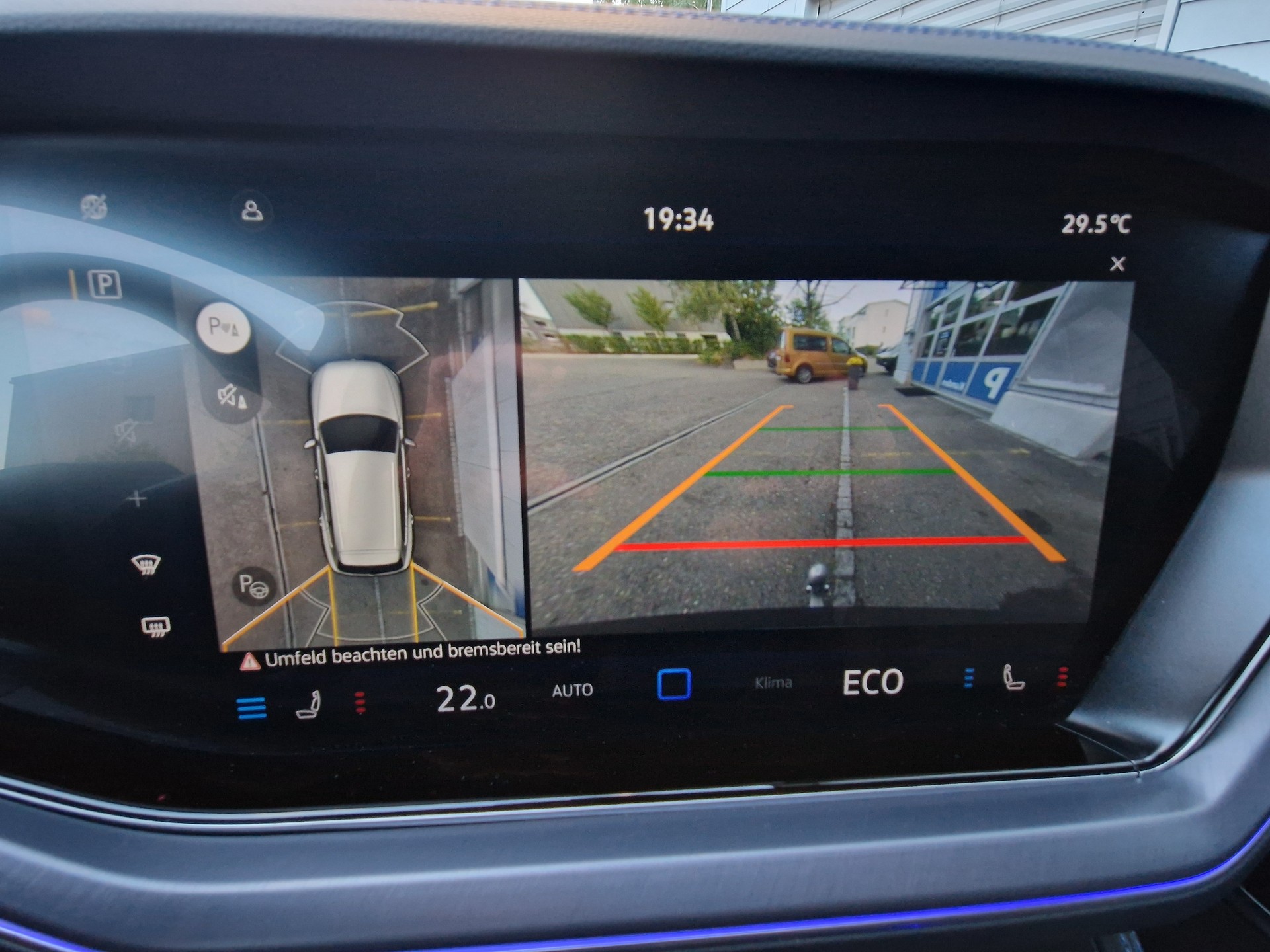 VW Touareg 3.0 TSI eHybrid R Tiptronic mit 5 Jahre 100tkm VW Werksgarantie-image-9