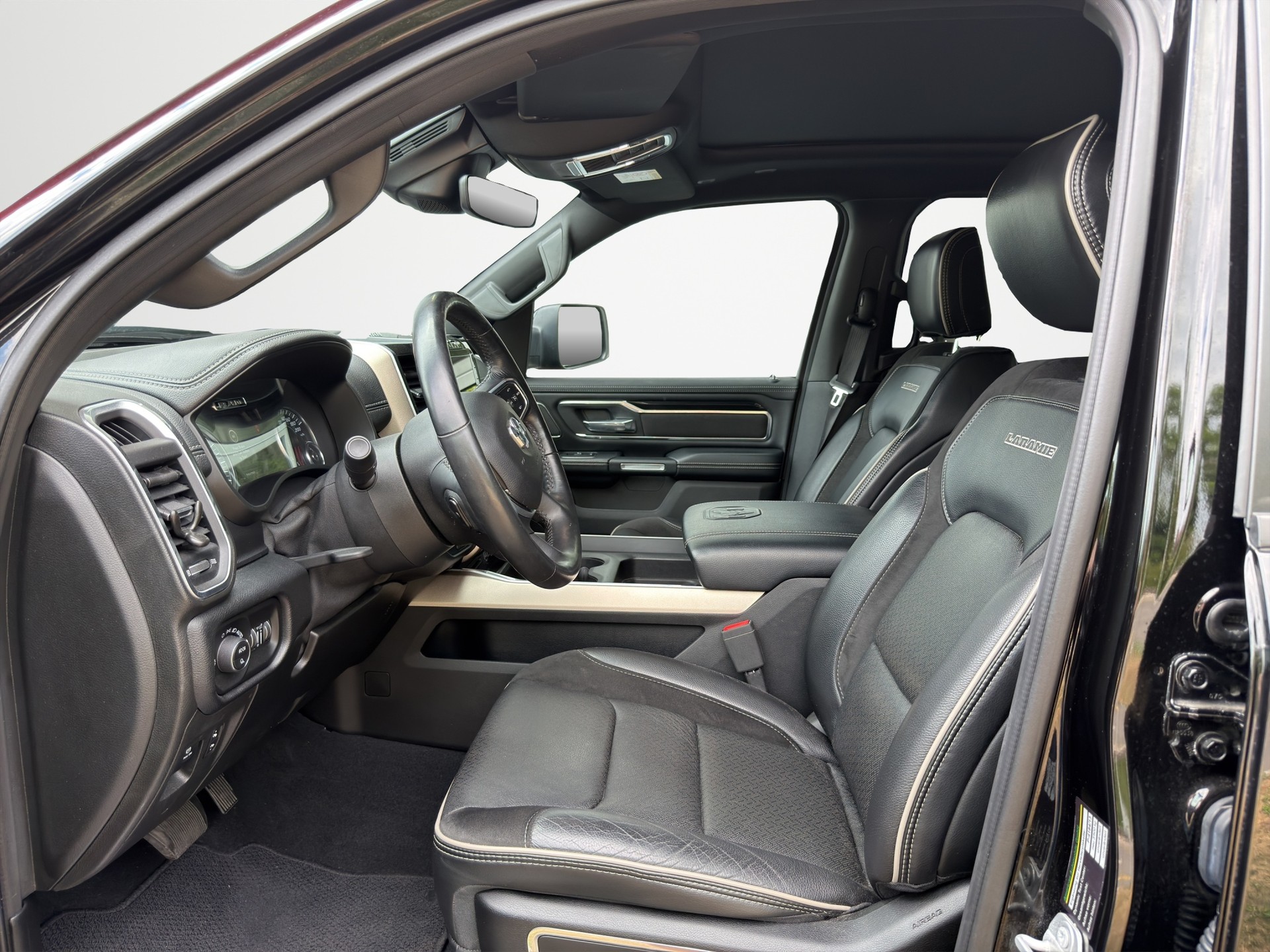 DODGE 1500 5.7 LARAMIE BLACK-image-6
