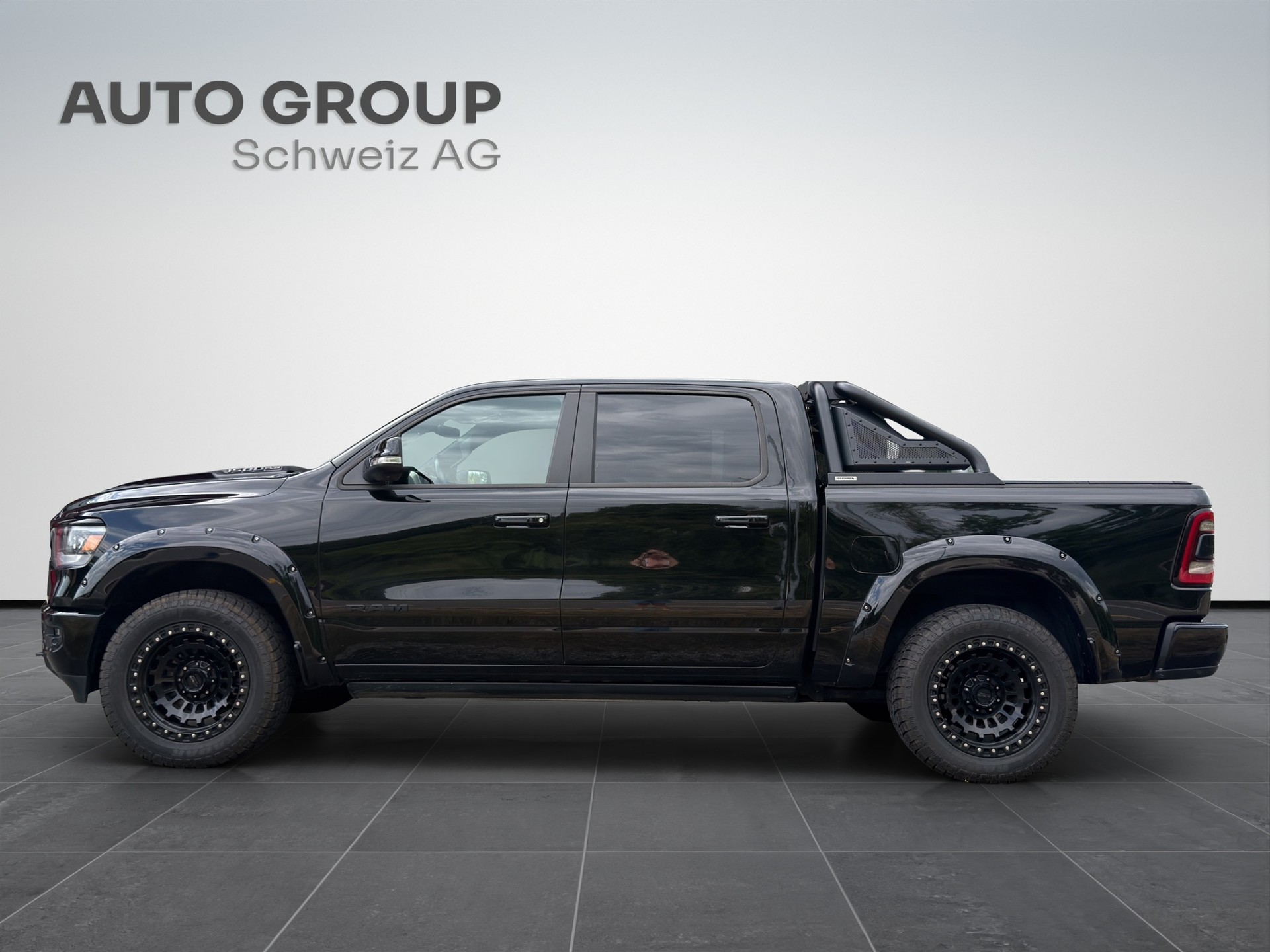 DODGE 1500 5.7 LARAMIE BLACK-image-1