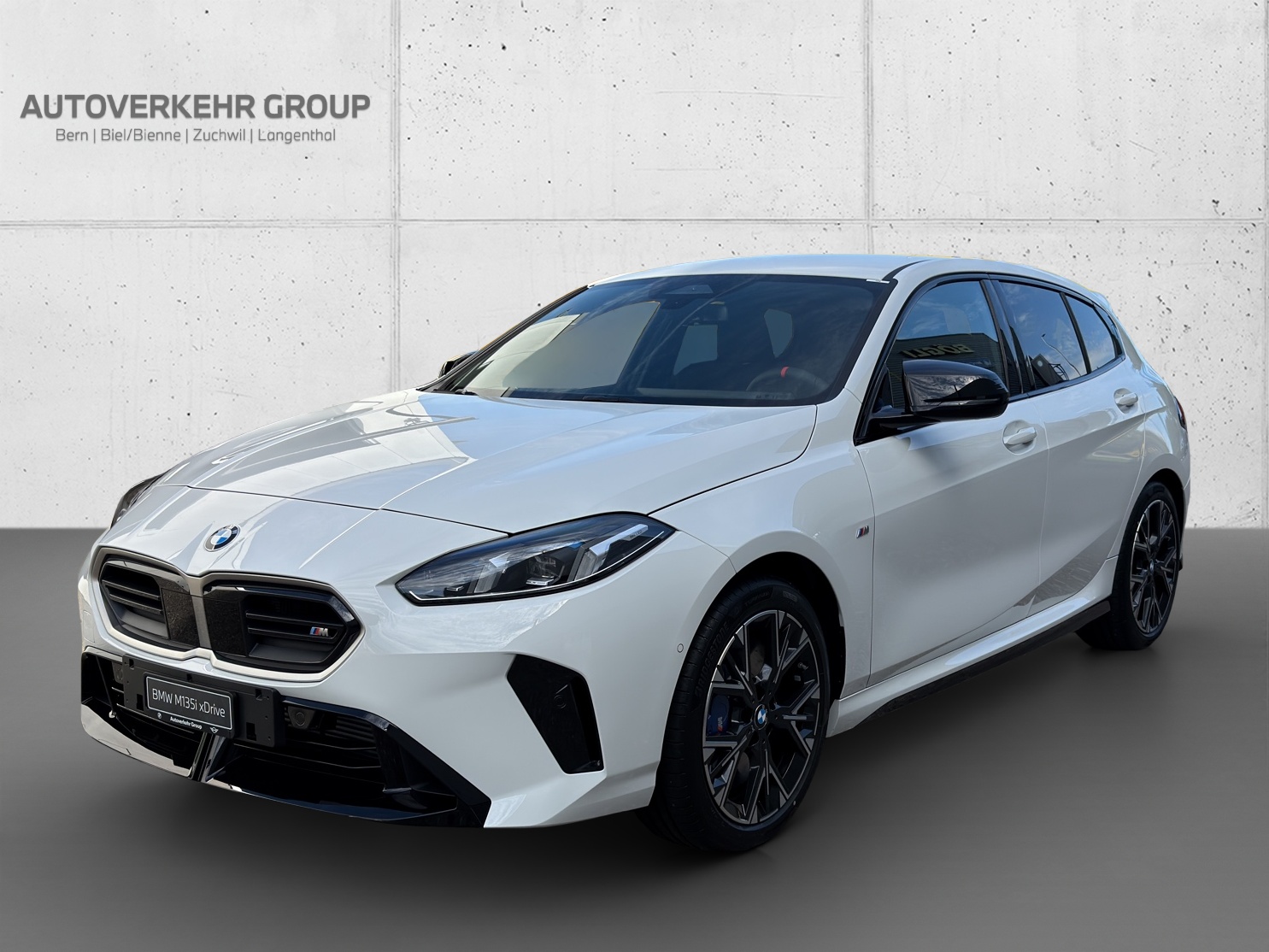 BMW M135 x Drive-image-0