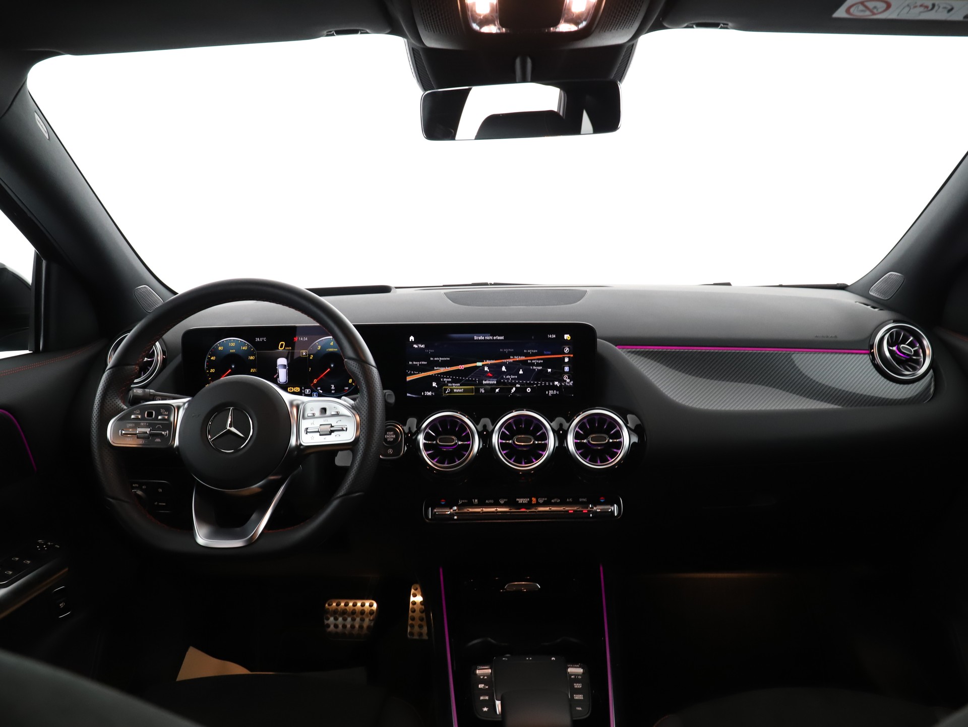 MERCEDES-BENZ GLA 200 4M AMG Line 8G-D-image-10