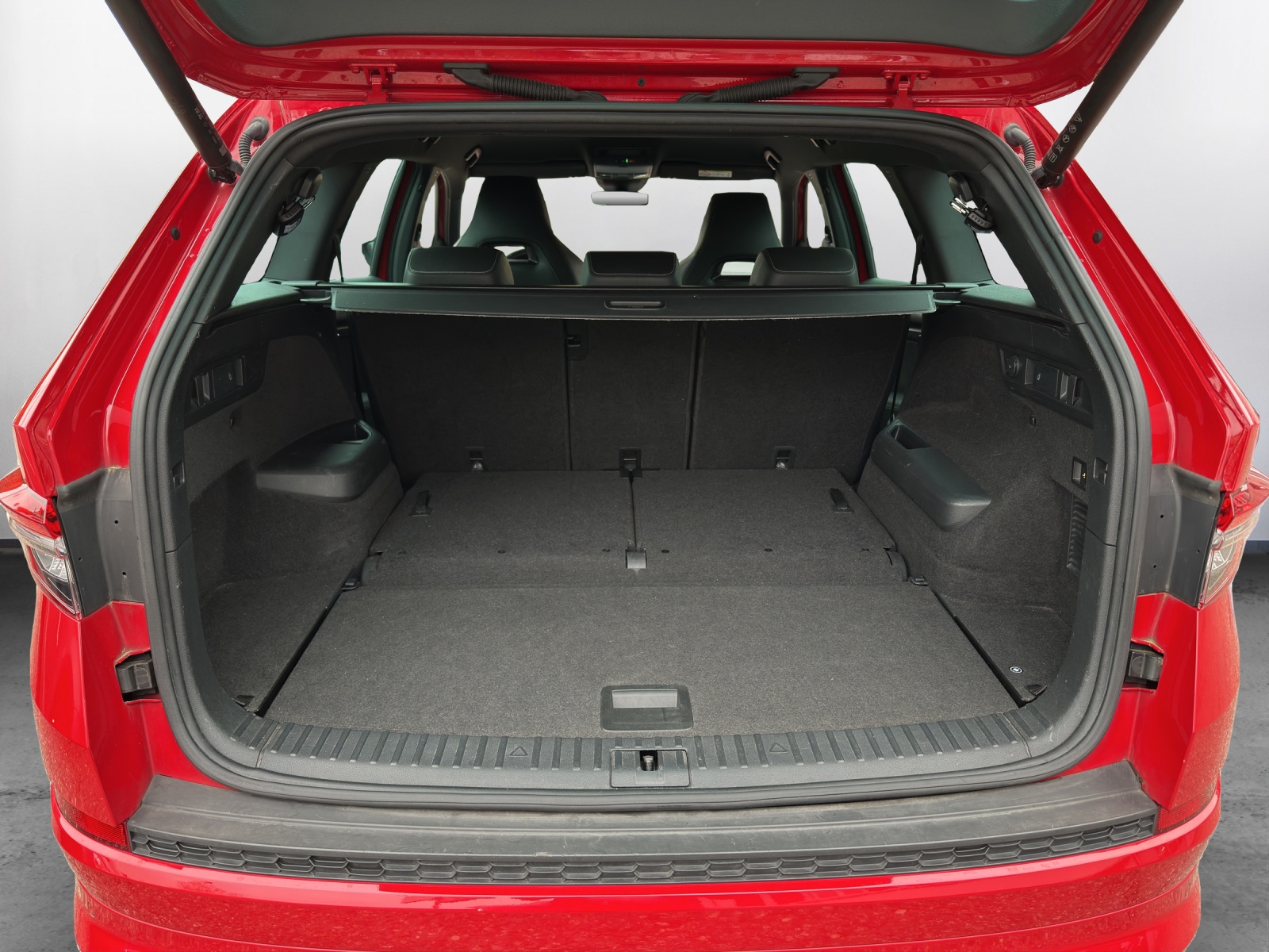 SKODA Kodiaq 2.0 TSI 4x4 SportLine-image-11